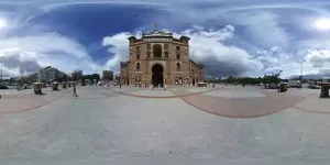 MiniaturaBullRing01-Visor360